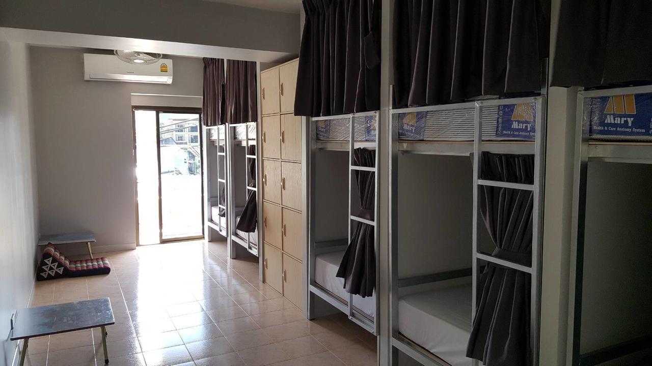 The Lucky Kata Hostel Exterior photo